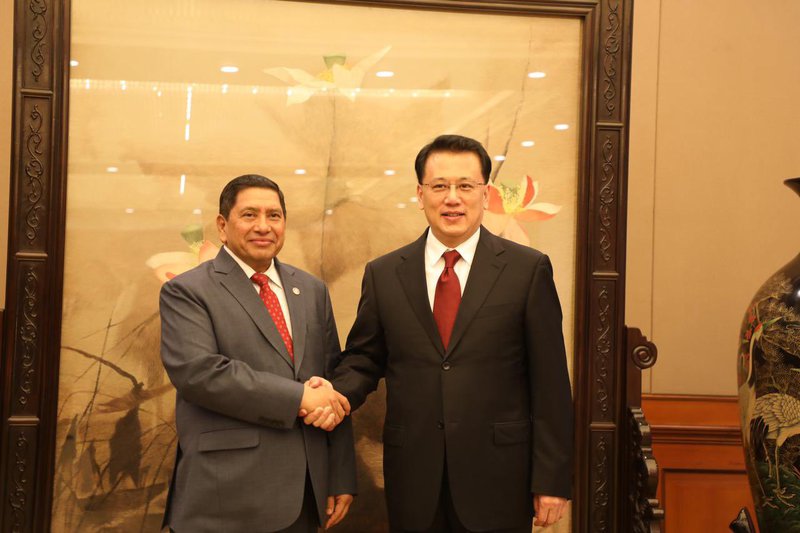 DPM Shrestha and Chinese leader.jpg