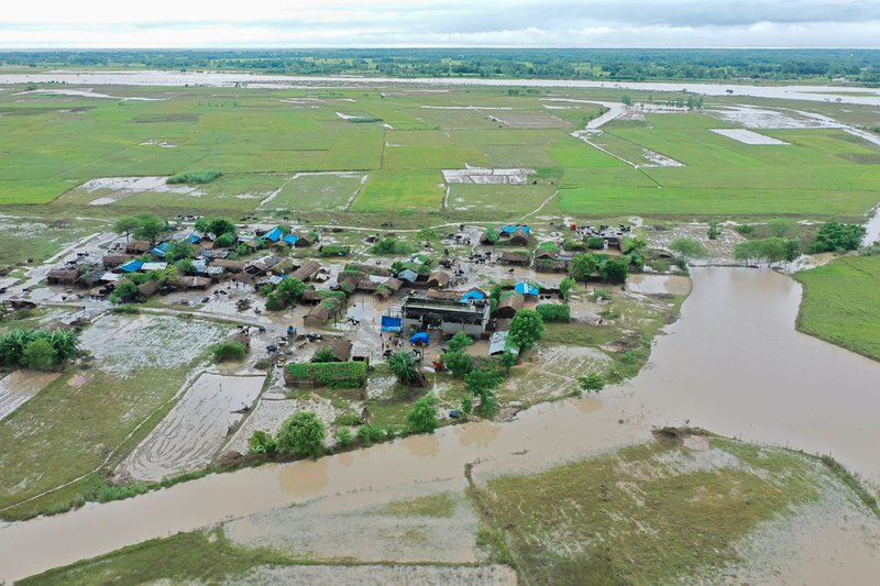 A submerged community in Banke District_Photo_UNICEF_LNgakhusi.jpeg