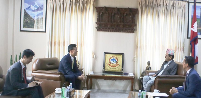 Ambassador ROK with Minsiter Saud.jpg