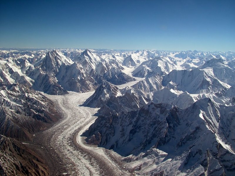 Baltoro_glacier_from_air_Karakoram.jpg