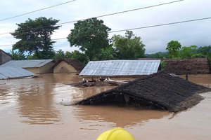 Flood in Rapti river.jpg