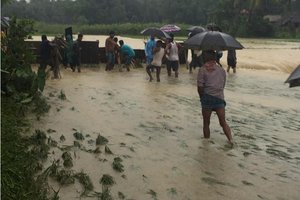 Flood in Saptari near Hanumannagar.jpg