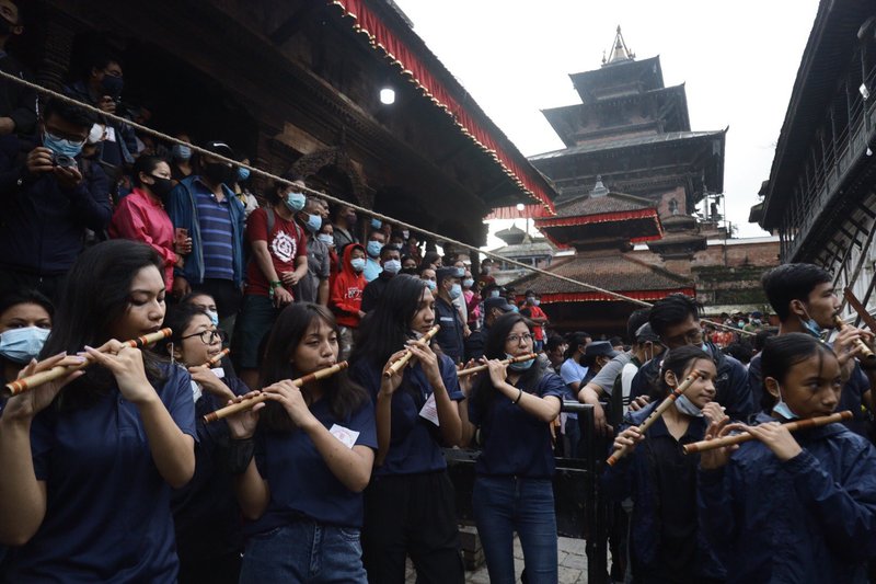 Kathmandu Jatra rush 2.jpg