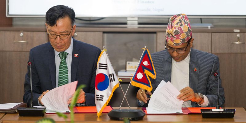 Korea provides grant.jpg