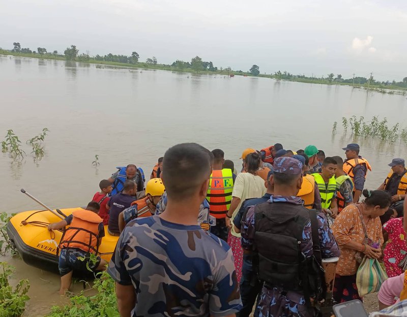 Koshi flood 2.jpg