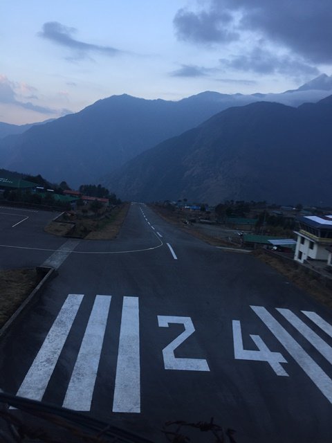 Lukla Aiport.jpg