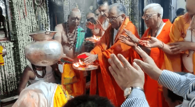Mahakal-temple-Visit-Prachanda-2.png