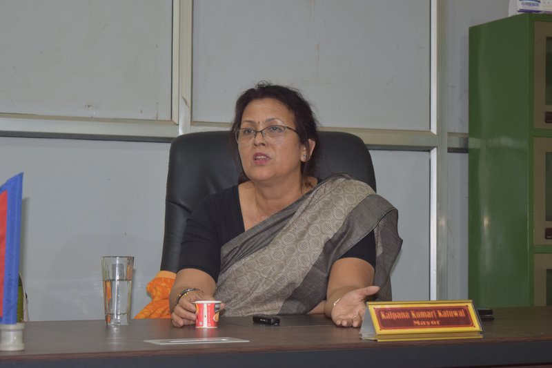 Mayor Barathawa.JPG