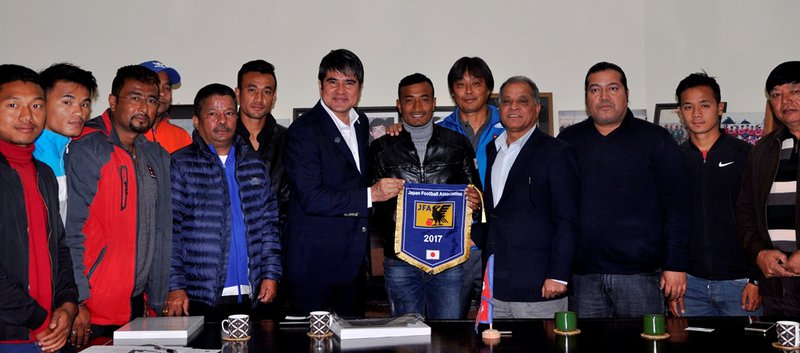 Nagashima at ANFA with officials and players.jpg