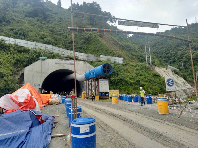 Nagdhunga Tunnel 12.jpg