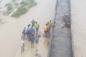 Nepal Army rescue operation.jpg