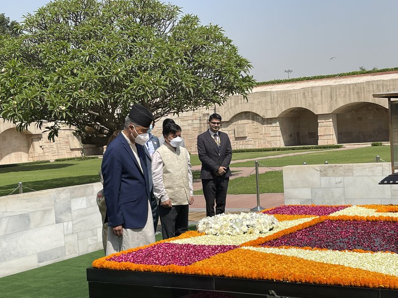 PM Deuba Rajghat.jpg