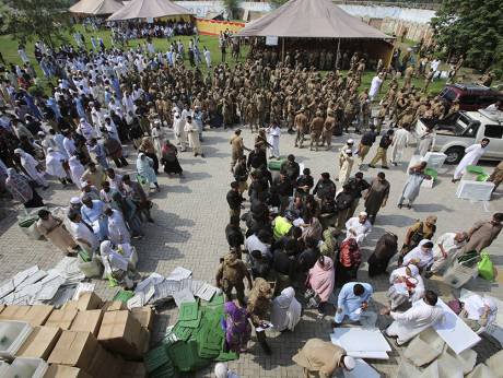 Pakistan Elections rally.jpg