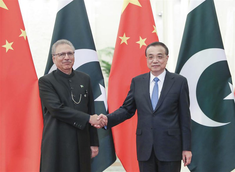 Pakistan presidnet in China.jpg