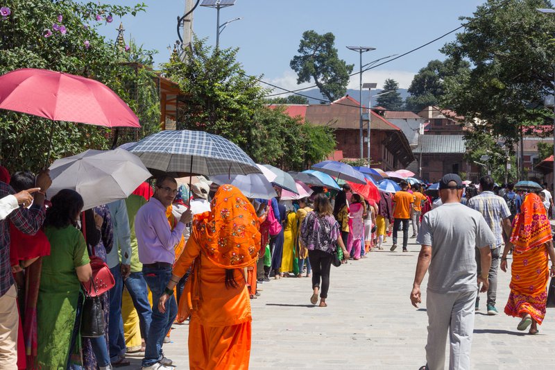 People queuing in front of Pashupatinath temple during Sharwan Monday festival.jpg