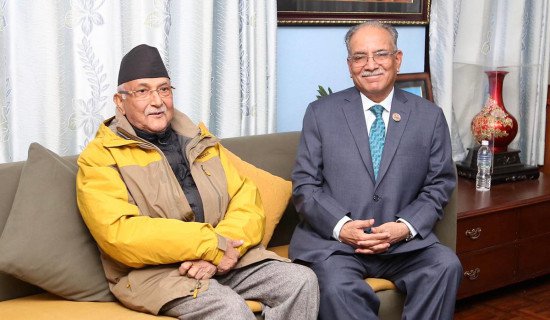 Prachanda and Oli.jpg