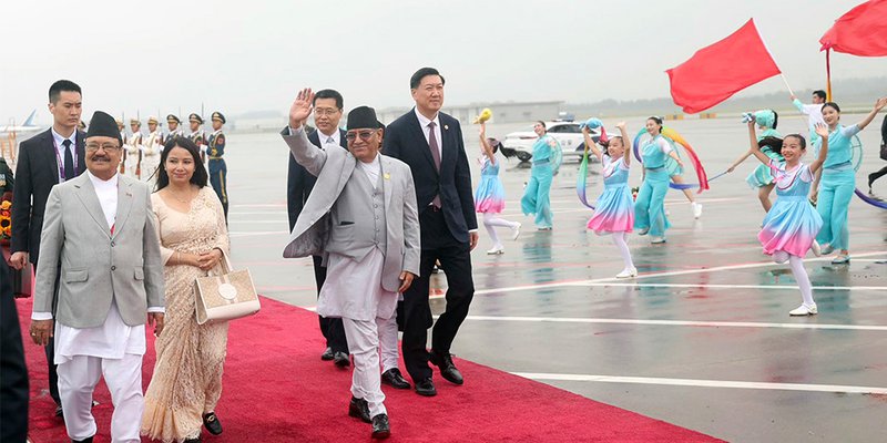 Prachanda reach China.jpg