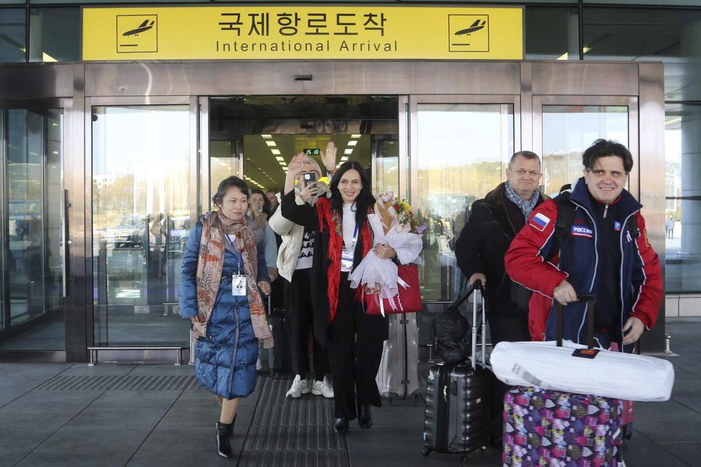 Russian Tourists Head For North Korea In Another Sign Of Closer Ties ...