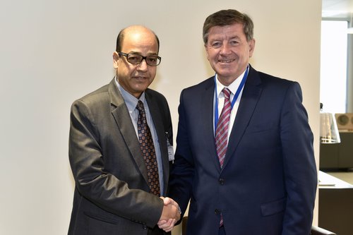 Secreary Mainali with ILO DG.jpg