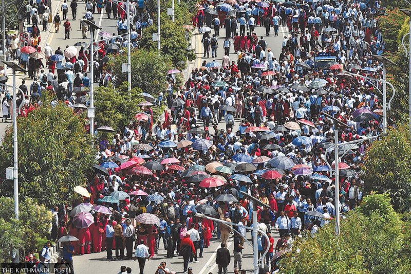TEACHERS ON STRIKE 5.jpg