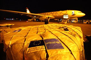 UNICEF-EU partnership provides emergency supplies to Nepal