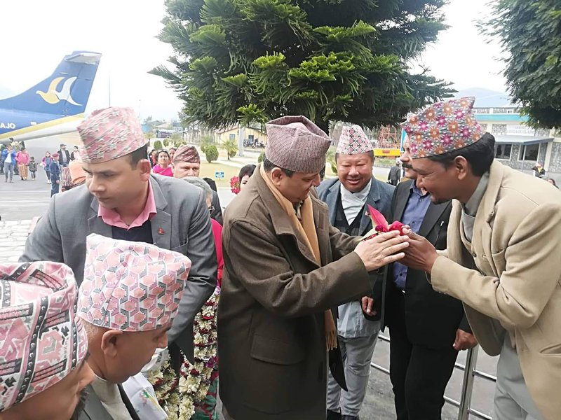 ex-Gyanendra-Shaha_visit_pokhara3.jpg