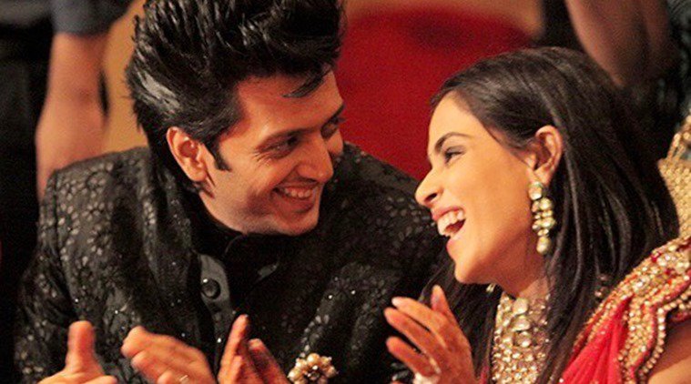 genelia-dsouza-heartwarming-anniversary-wish-for-riteish-deshmukh-759.jpg