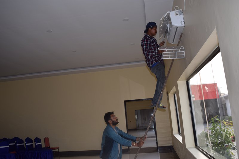 maintinance work.JPG