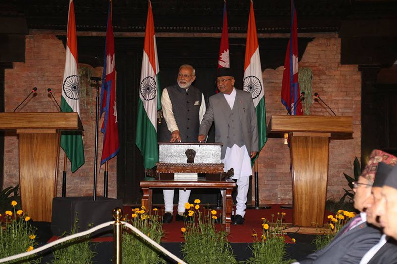 modi-and-oli.jpg