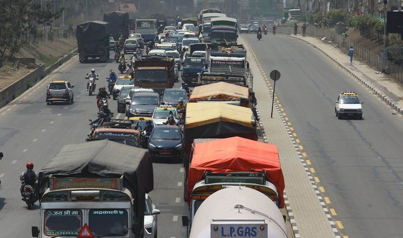 ring-road-trafic-jam-kathmandu-15.jpg
