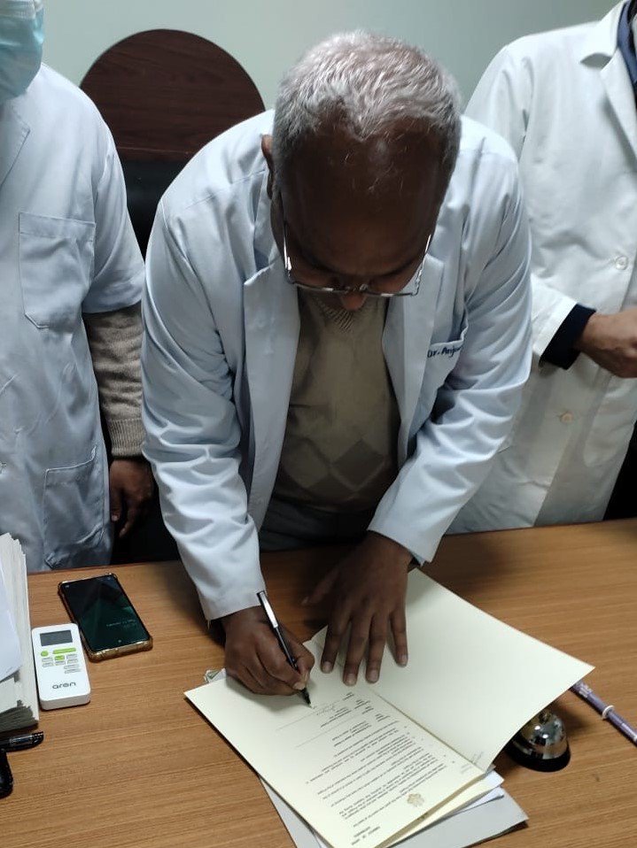 signing_Dr. Anjani Kumar Jha.jpg