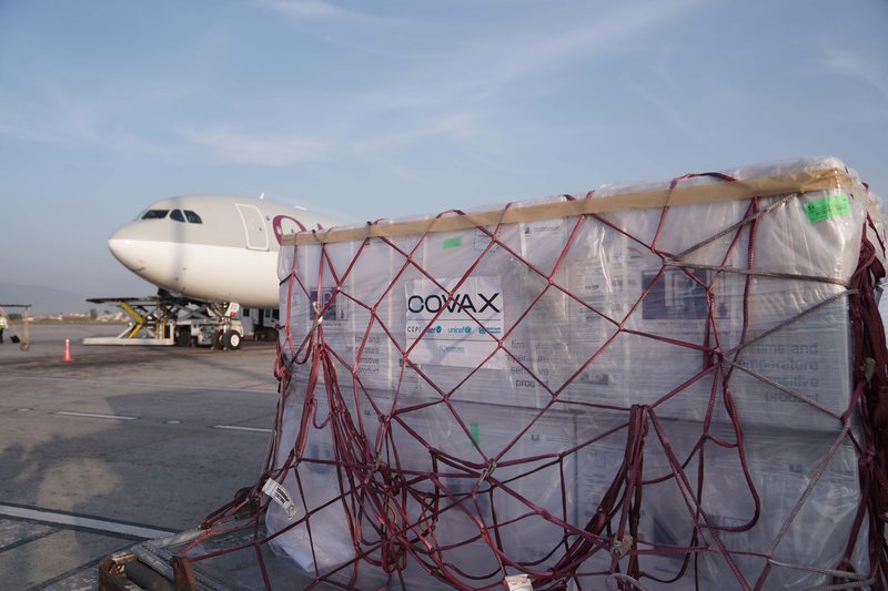 vaccines arrive at Tribhuvan International Airport in Kathmandu-20211129LUX09522.JPG